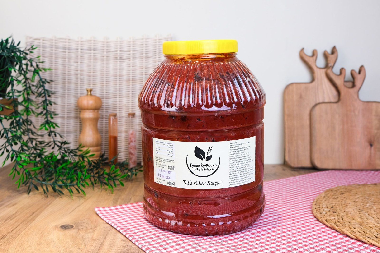 DOMATES  VE TATLI BİBER SALÇASI 5KG PET