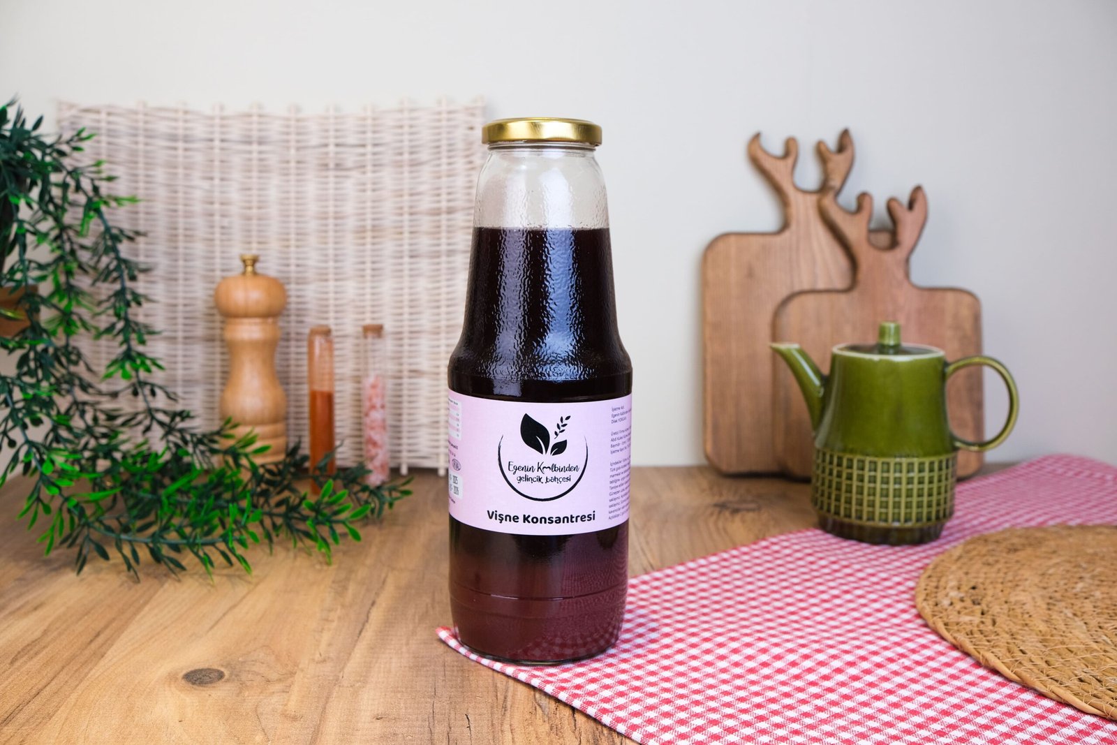 VİŞNE KONSANTRESİ