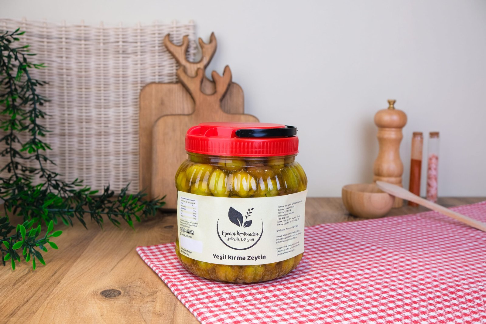 YEŞİL KIRMA ZEYTİN 1 KG